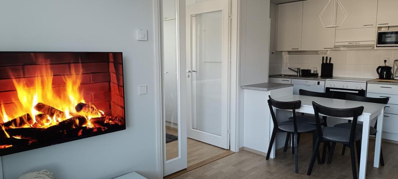 Kodikas Huoneisto, Oma Sauna, Ilmainen Pysaekoeinti Rovaniemi Bagian luar foto